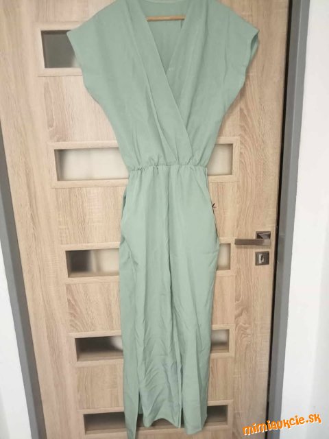Matovo zeleny overal M-L