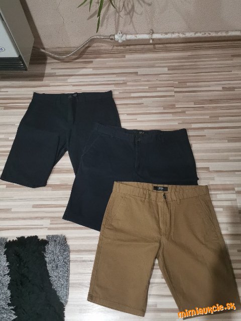 3x Pánske chino šortky