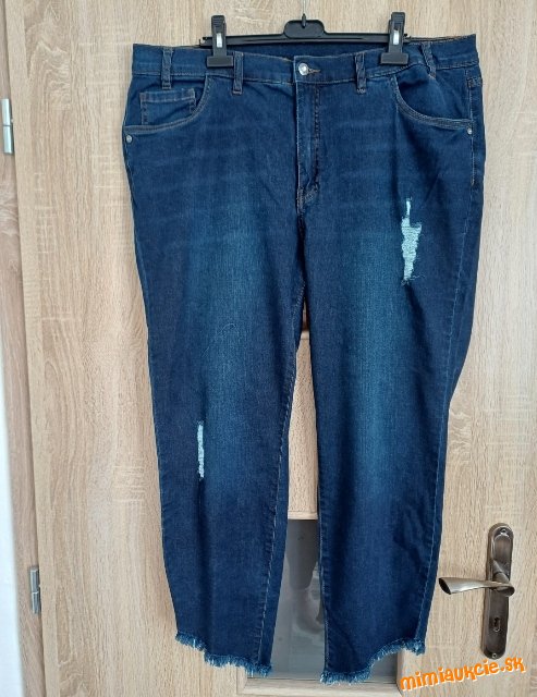 Nové rifle so strapcami