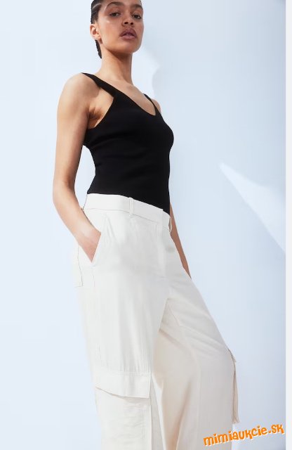 Trendy nohavice - H&M - pc. 27,99eur