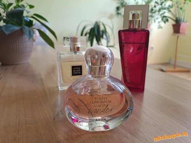 AVON PARFEMY - malo použité
