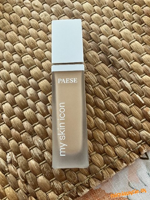 Paese My Skin Icon Mattifying Foundation,odtieň 2W Warm Beige 33 ml