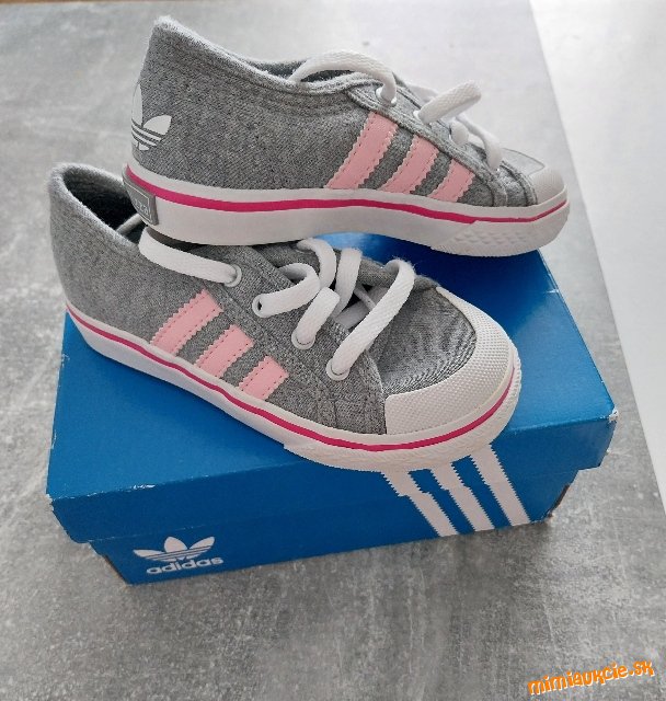 Adidas tenisky