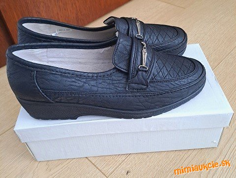 Mokasiny Dr. Petschick !!! Nove !!! Velkost 41 !!! VASA CENA