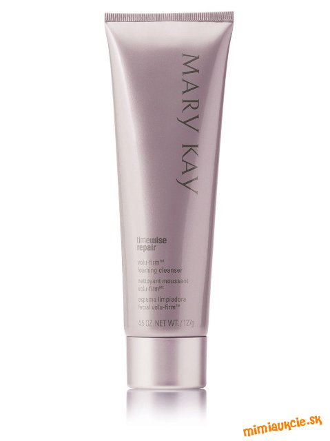 TimeWise Repair™ Volu-Firm™ Čistiaci penivý krém PC €