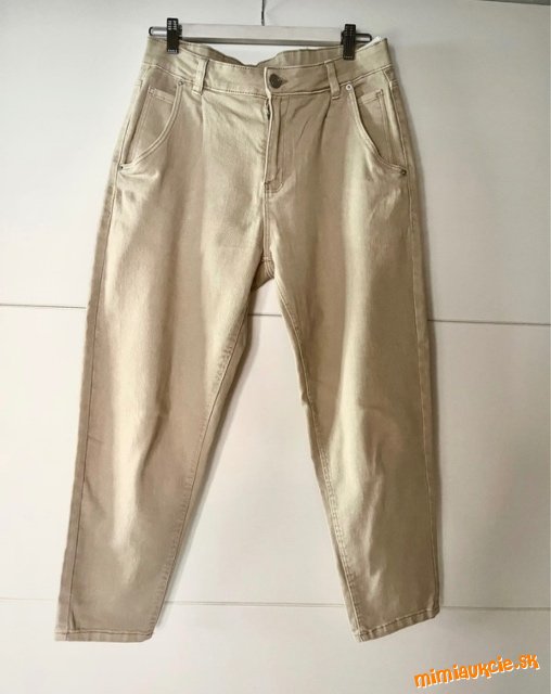 *** Super bledučké rifle v trendy farbe, raz oblečené, veľ. 40 ***