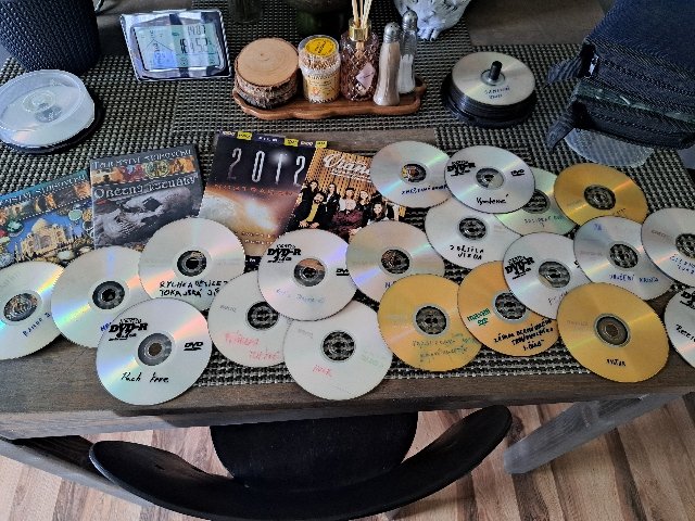 DVD......
