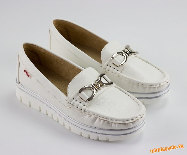 KVALITNé BIELE LOAFERS