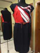 Elegantné modré šaty