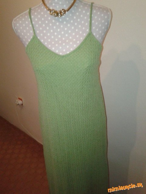 hráškovozelené pletené šaty Pull&Bear  M/L