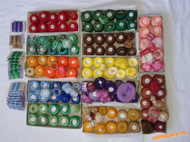 veľký balík bavlniek na vyšívanie