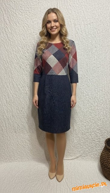 melanžové kombinované kárované teplé šaty