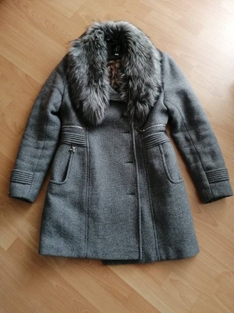 Kabát teplejší s kožušinkou
