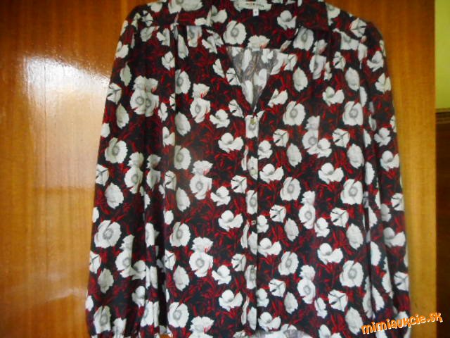 Krásna blúzka značková