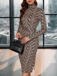 béžovo čierne zamatové šaty s geometrickým vzorom new collection