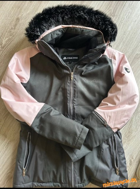 Krásna zimná bunda z limitovanej edície PC 230€
