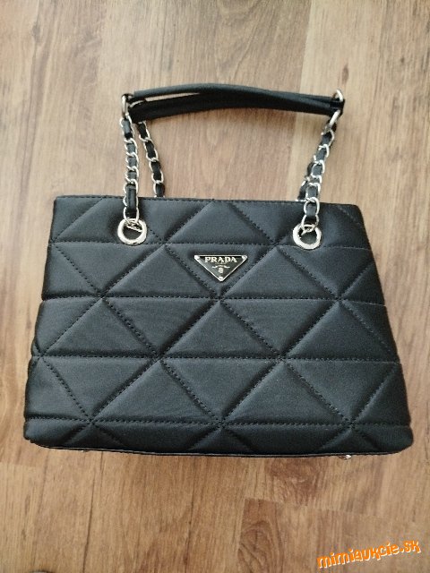 Krásna čierna kabelka-PRADA....kuk aj iné aukcie