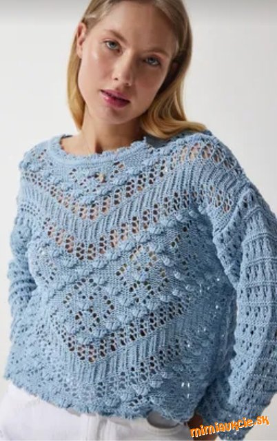 Oversize svetrik do pasa