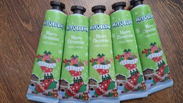 *** 5ks krem na ruky*** 5x 30g*** darčeky* vianočne trhy* mikuláš* mini krem do kabelky***