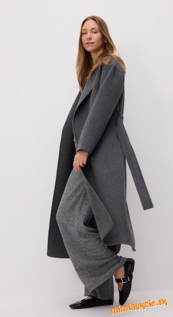 Pletene nohavice - novinka Reserved - v predajni 22,99eur