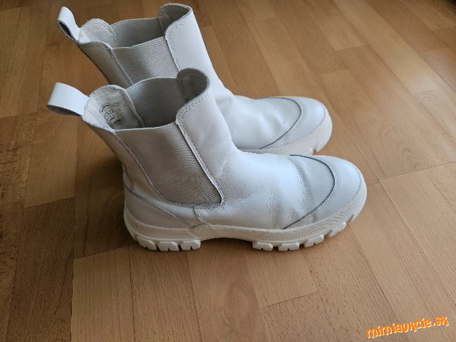 TRENDY KOŽENNÉ TOPÁNKY LE GER, VEL. 39