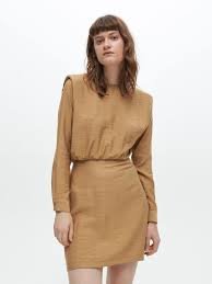 skvelé horčicové štruktúrované šaty s vystuženými ramenami Reserved