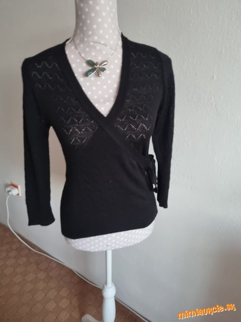 čierny dierkovaný svetrík Liffeline veľ. S