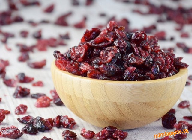 SUŠENÁ BRUSNICA BEZ KONZERVAČNÝCH LÁTOK….500 g