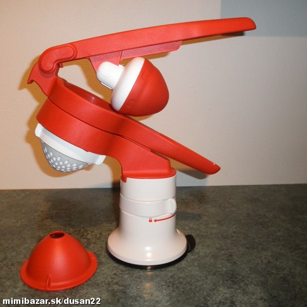 Odšťavovač citrusov - Lis na citrusove plody