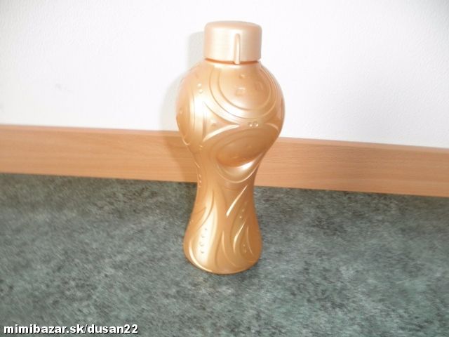 Vodička 750ml - zlatá futbalka