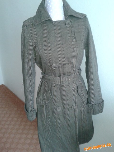 hnedý károvaný trenčkot  s opaskom H&M veľ. 38