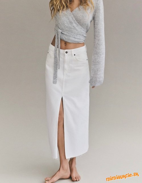 *** Krásna biela riflová sukná zn. Reserved vo veľ. XL ***