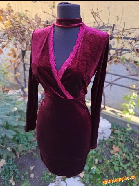 ❤️Krásne elegantné zamatove šaty❤️