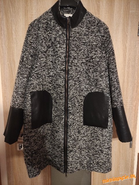 Kabát kombinovaný s koženkou  (pozri detailné foto)