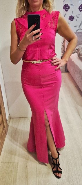 Náádherné spoločenské šaty veĺ. S, na ples, stužkovú...