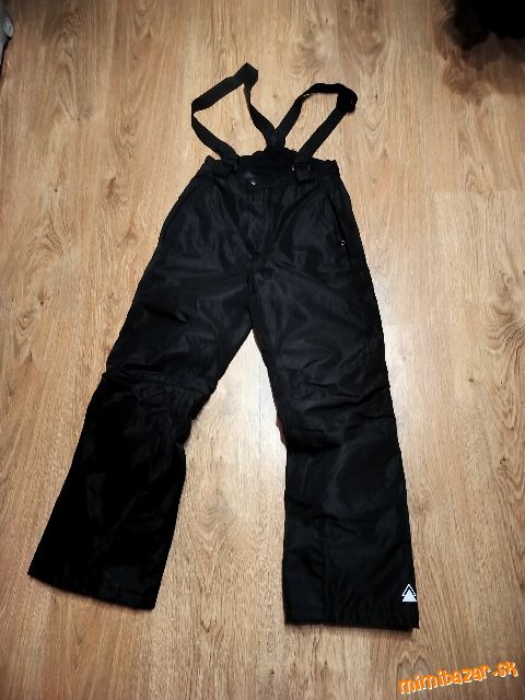 Čierne lyžiarske nohavice
