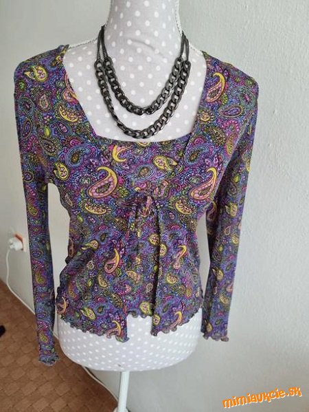 úpletový twinset veľ. 38