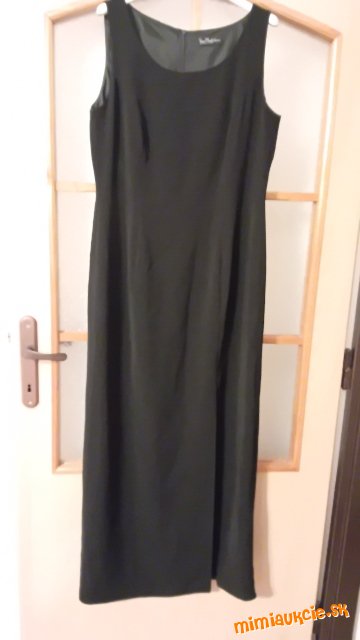 Damske alebo dievčenske šaty