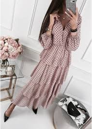 ružovo čierne gulkované šaty s volánovou suknou