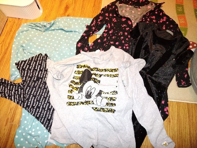 Balík oblečenia 146/152