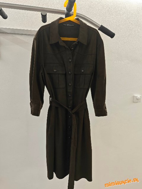 Guess - tmavohnedé šaty