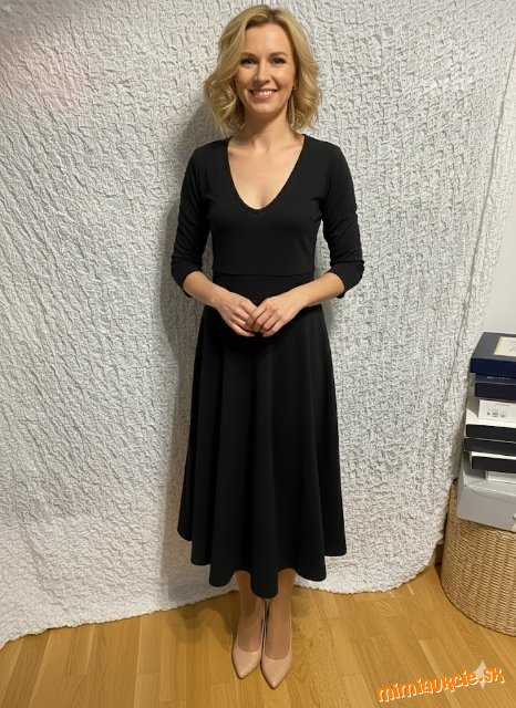 prekrásne čierne žoržetové šaty s točenou suknou Jane s