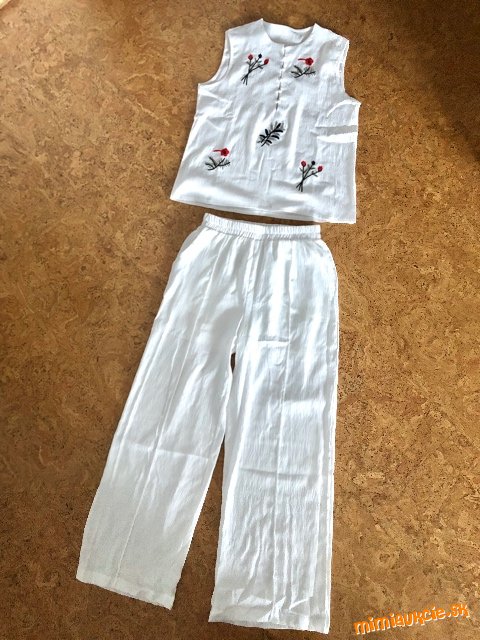KRASNY VYŠIVANY KOMPLET NA LETO…36