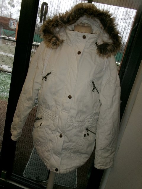 DÁMSKA zimná BUNDA.............OD EURA - DB