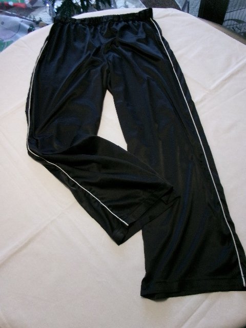 DÁMSKA pyžamová SÚPRAVA................OD EURA - Mo