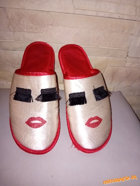 AVON papuče **M/38***