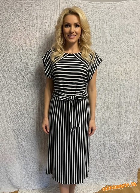 Dokonalé čierno biele pruhované šaty Esprit