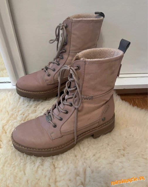 *** krásne ružové kožené topánky BENCH. Vo veľ. 39 ***