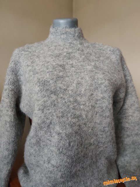 Šedy puli teplučký