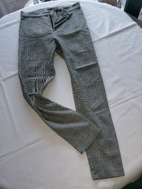 DÁMSKE nohavice ZARA pepitové................OD EURA - VB